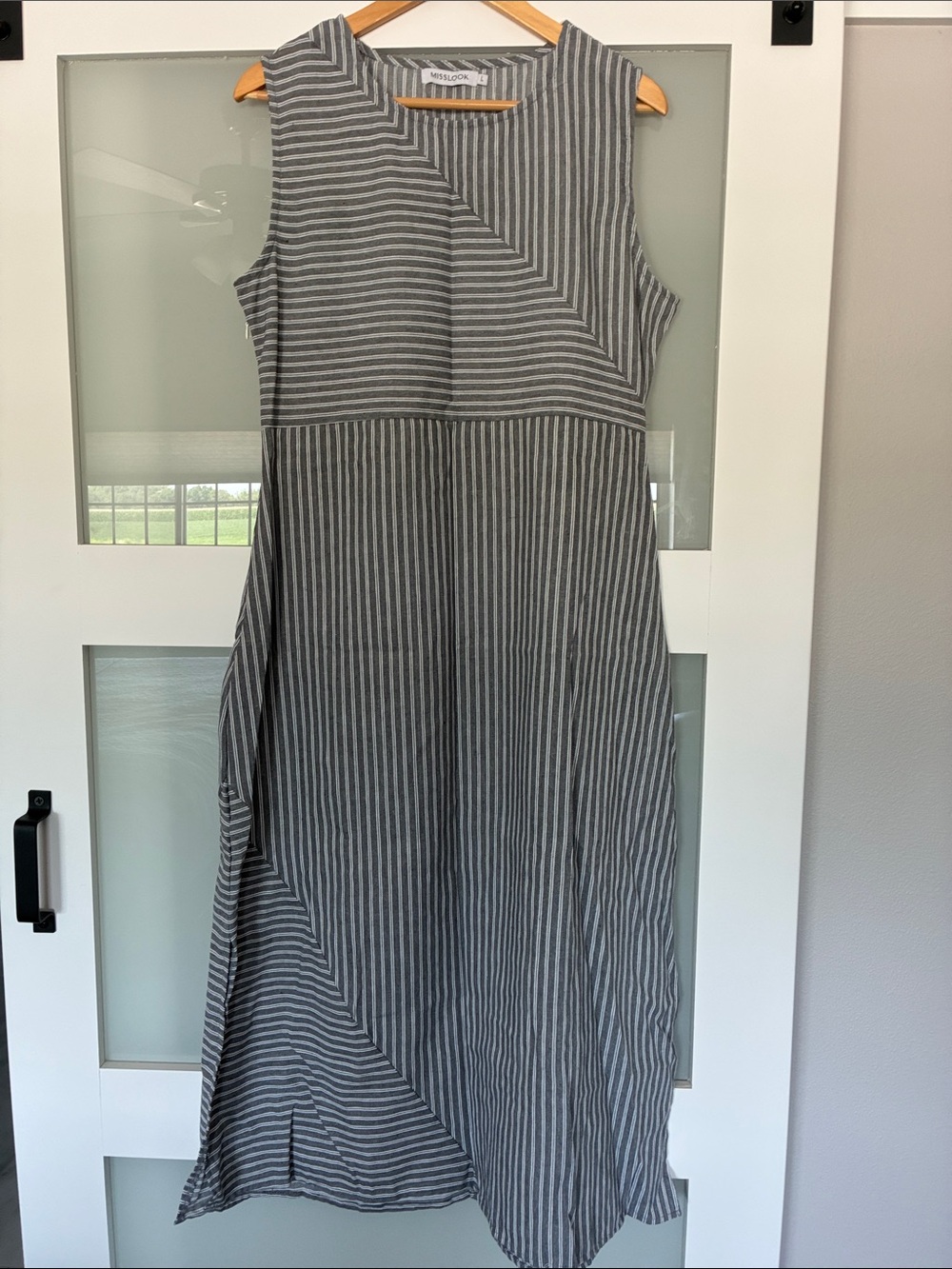 MISSLOOK Gray and White Striped Sleeveless Maxi Dress
